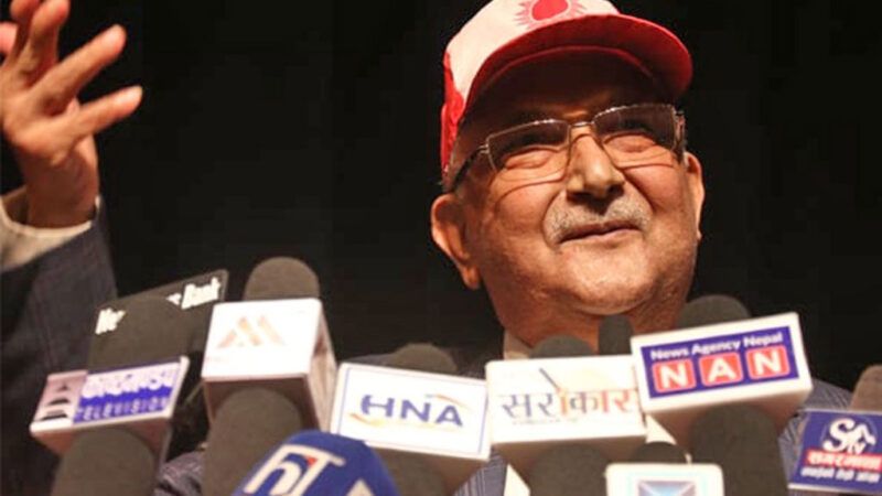 आज ओलीले पत्रकार सम्मेलन गर्दै